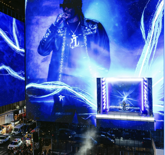 Event Large